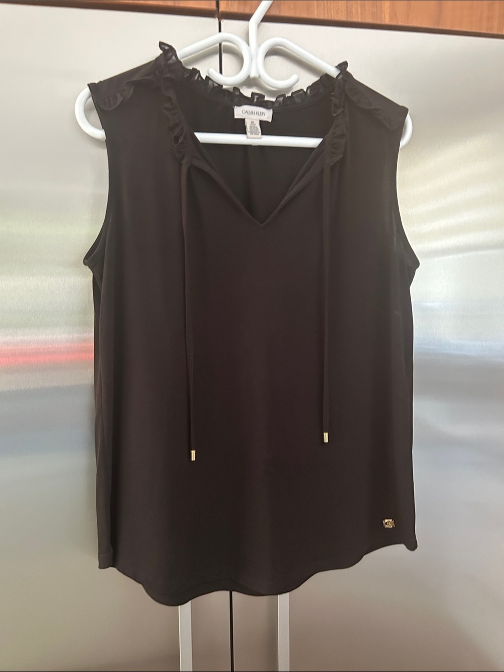 Calvin Klein Black Ruffle-Trim Sleeveless Tie Neck Camisole